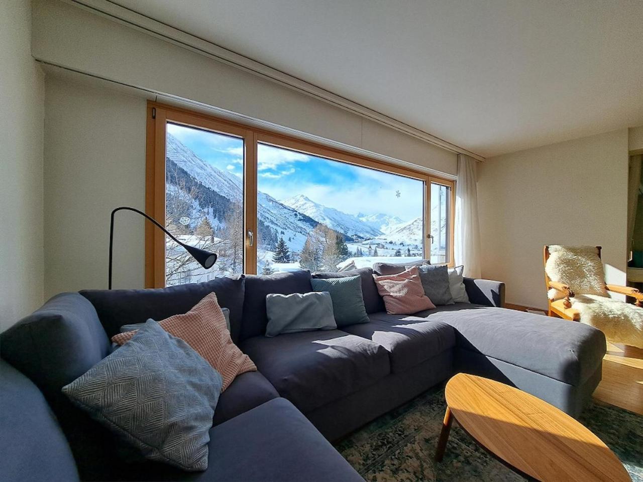 Top Modernes Apartment Im Herzen Von Andermatt Balkon & Bergblick Экстерьер фото